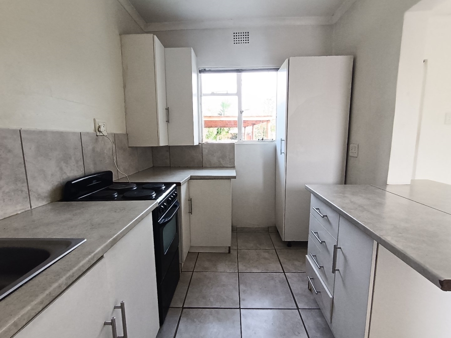 1 Bedroom Property for Sale in Bergsig Western Cape